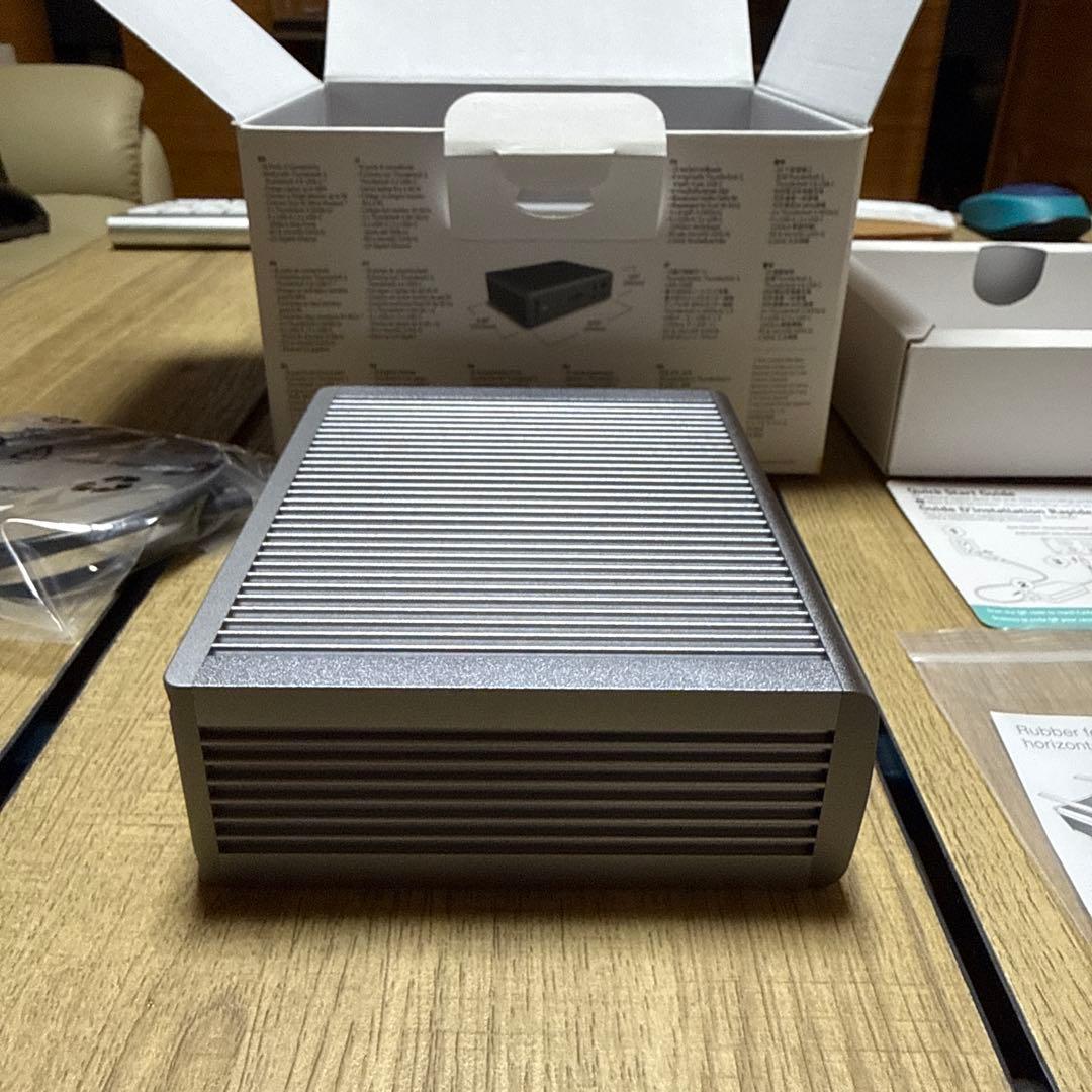 CalDigit TS4 USB-Cハブ