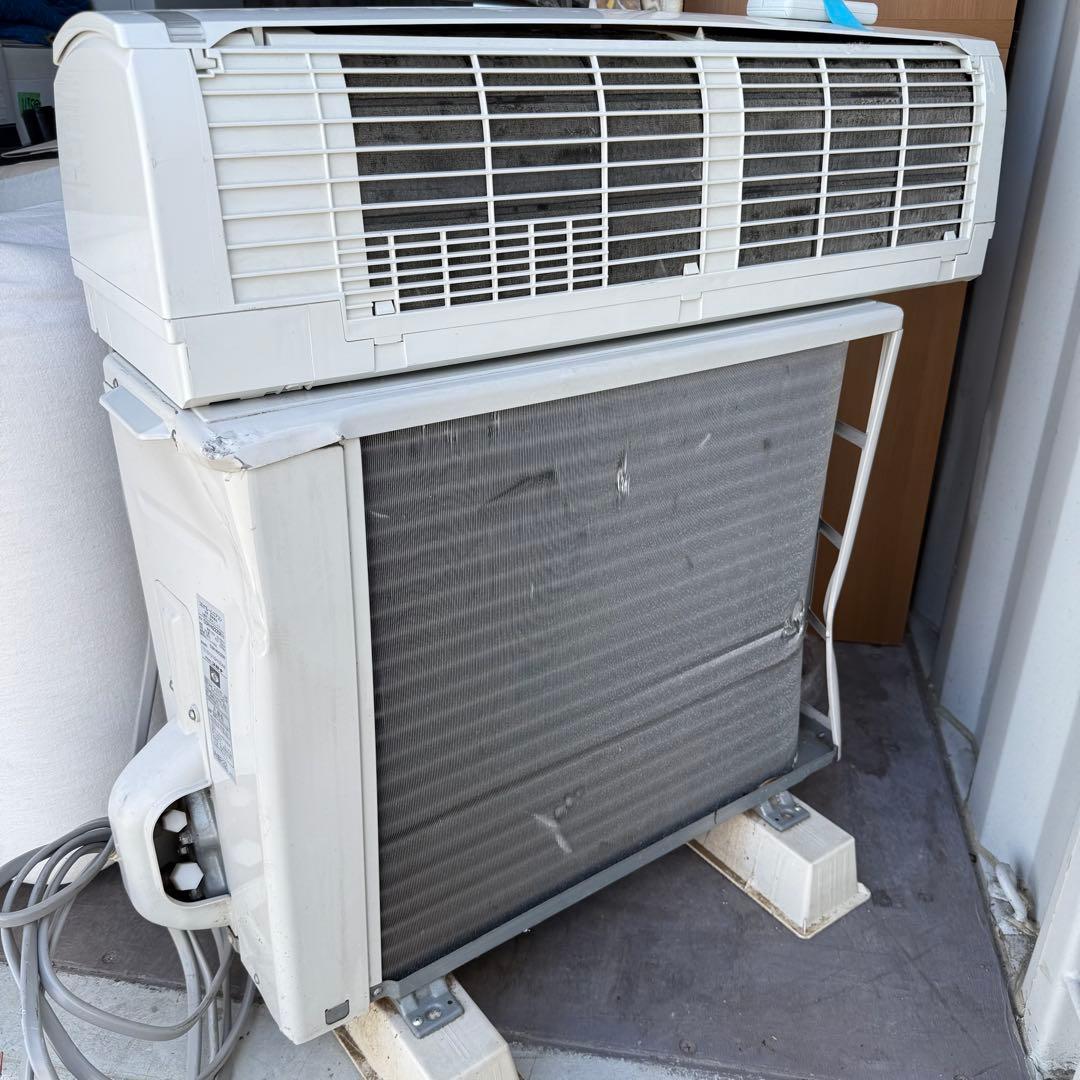 24ジャンク 早い者勝ちコロナ　エアコン　主に6畳　一部エリア送料無料
