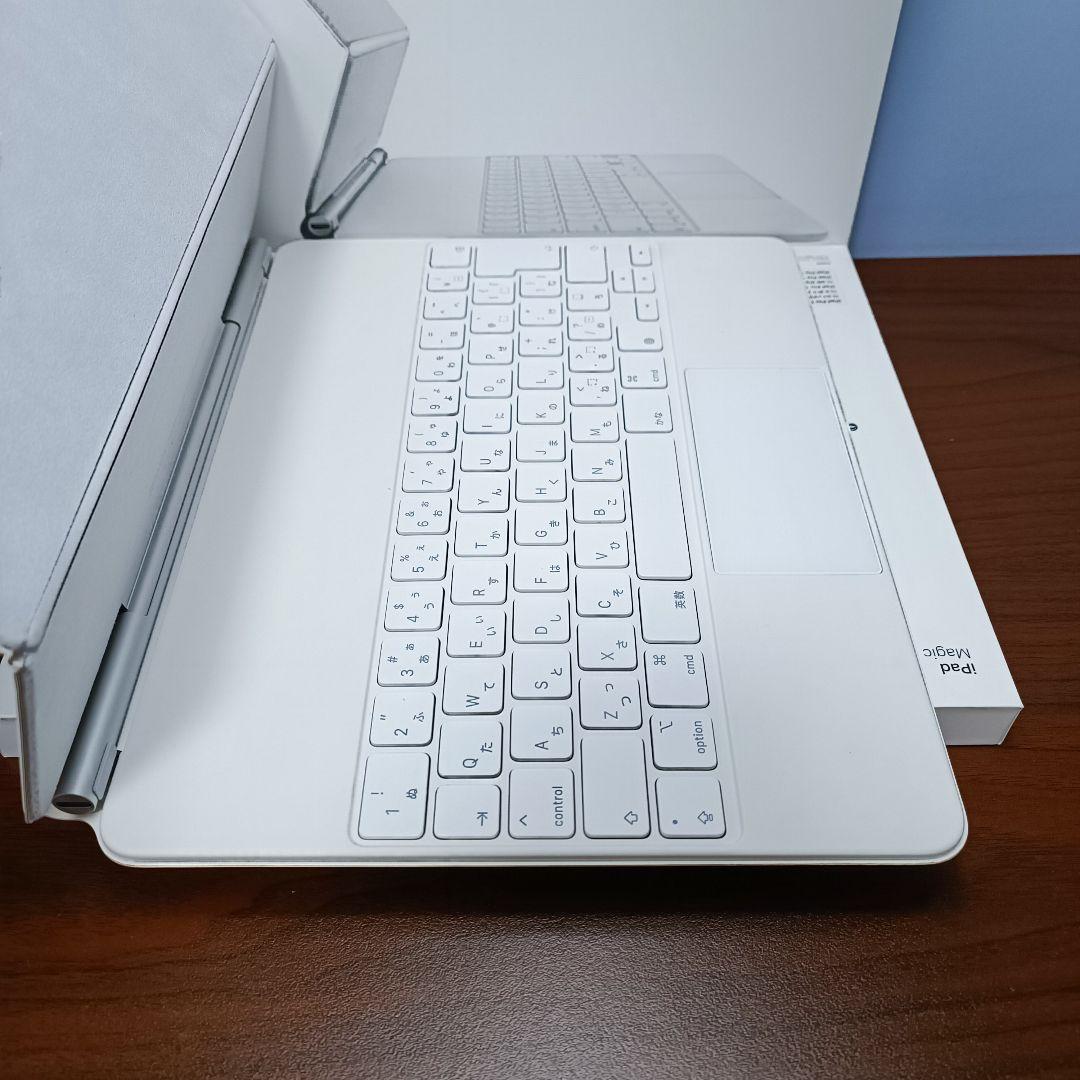 ミンテッチョウ様 iPad Pro 12.9第4世代Magic Keyboard