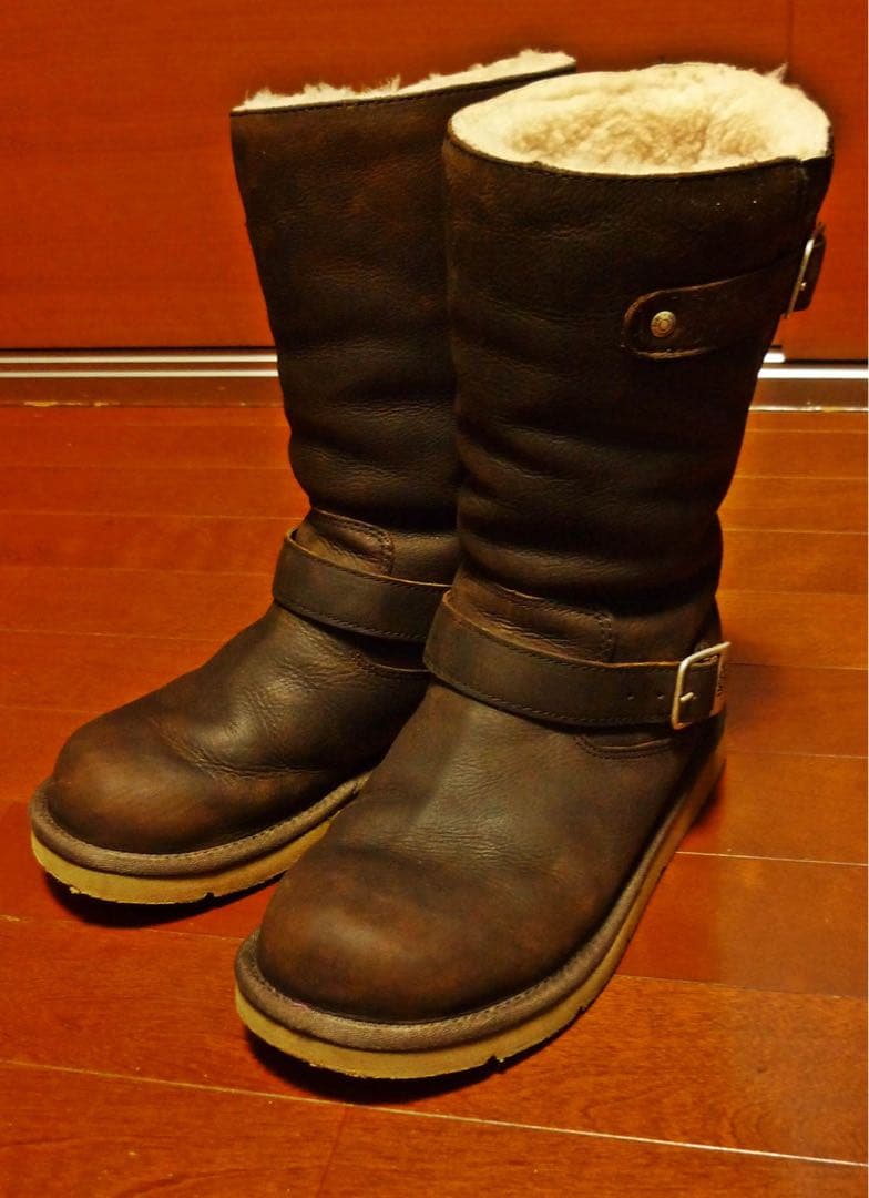 UGG★ケンジントン5678★ムートンエンジニアブーツ★ダークブラウン25cm