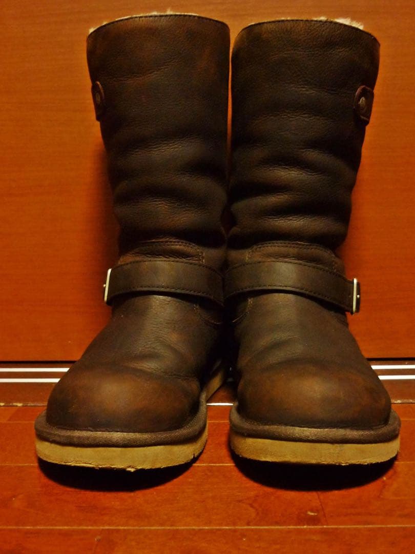 UGG★ケンジントン5678★ムートンエンジニアブーツ★ダークブラウン25cm