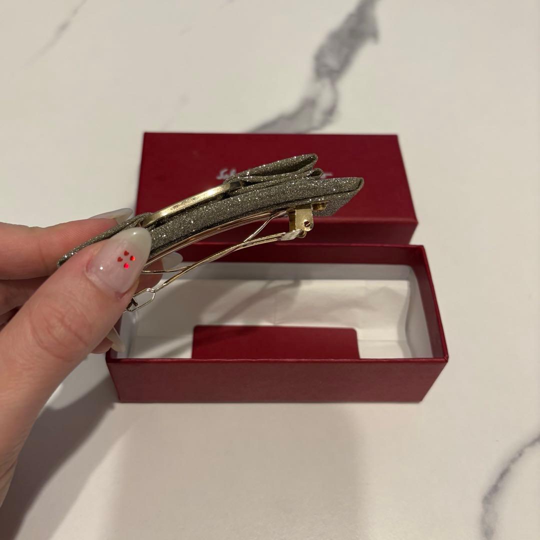 Salvatore Ferragamo ヘアクリップ グレー