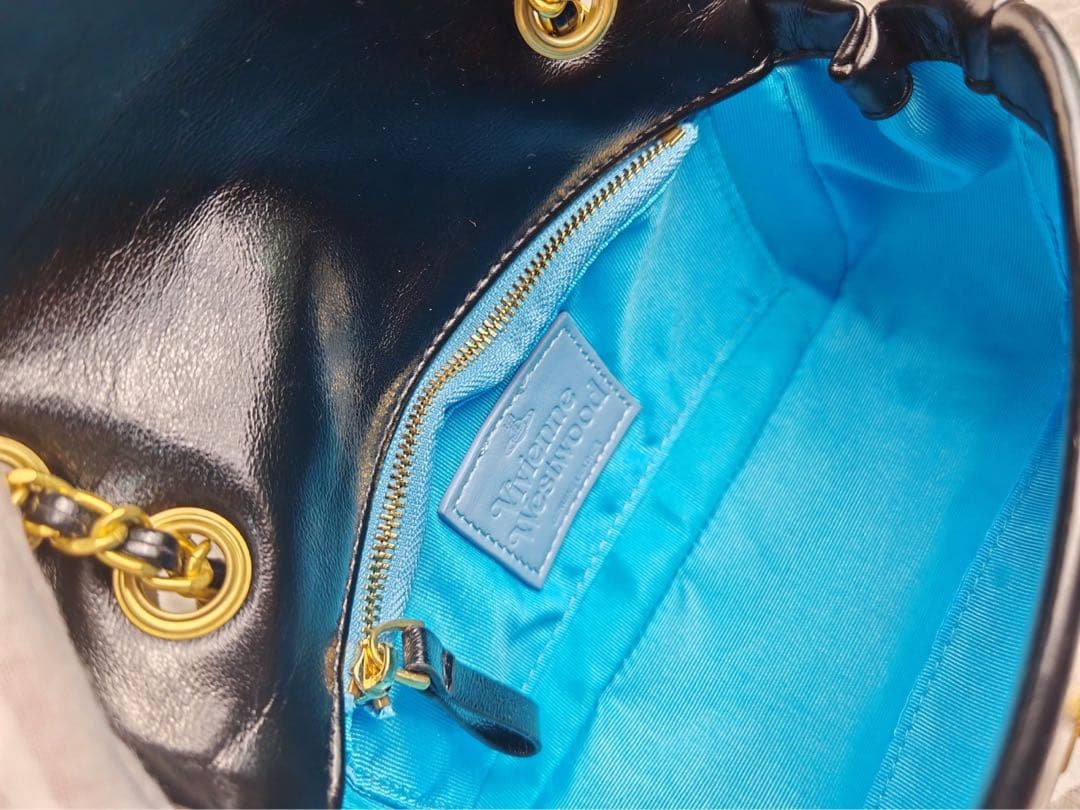 Vivienne Westwood　ブラック　チェーンショルダーバッグ　美品