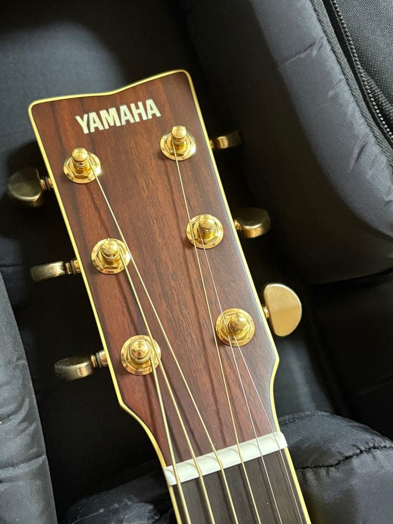 美品 YAMAHA ギター　LS6 ARE 純正ケース付 条件付きスタンド有
