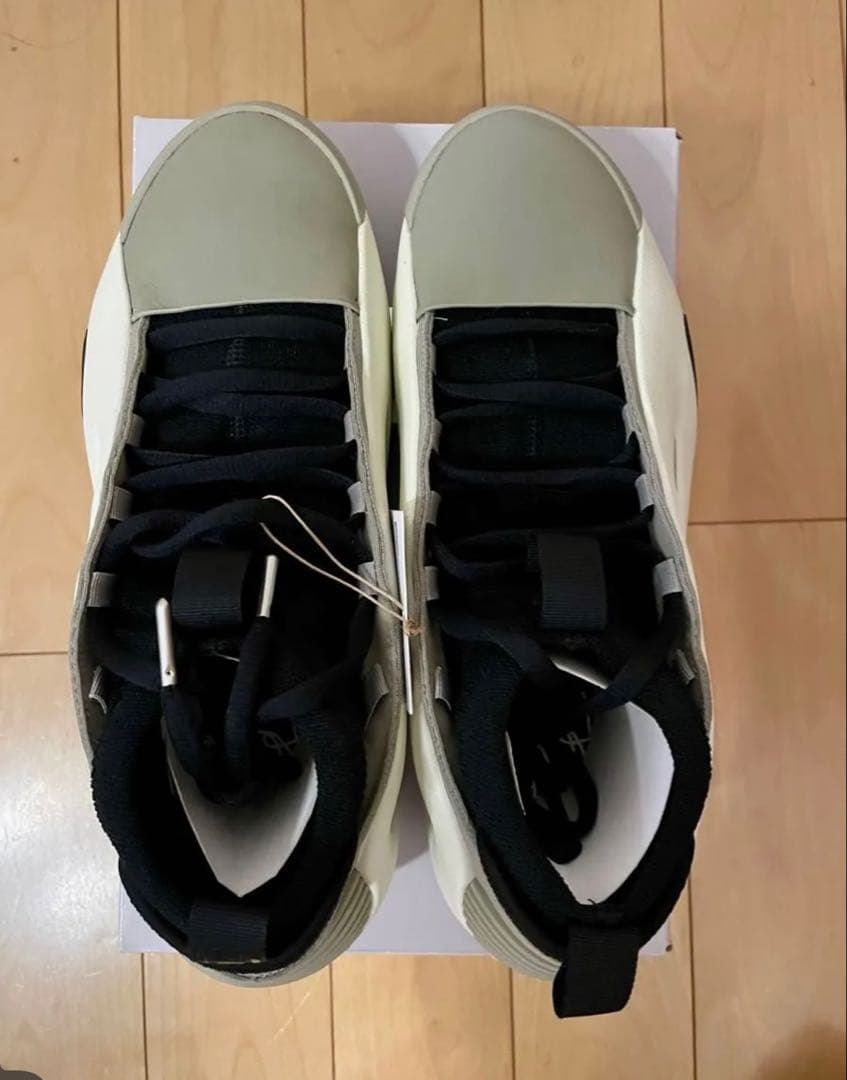 adidas、ハーデン8、26.5センチ