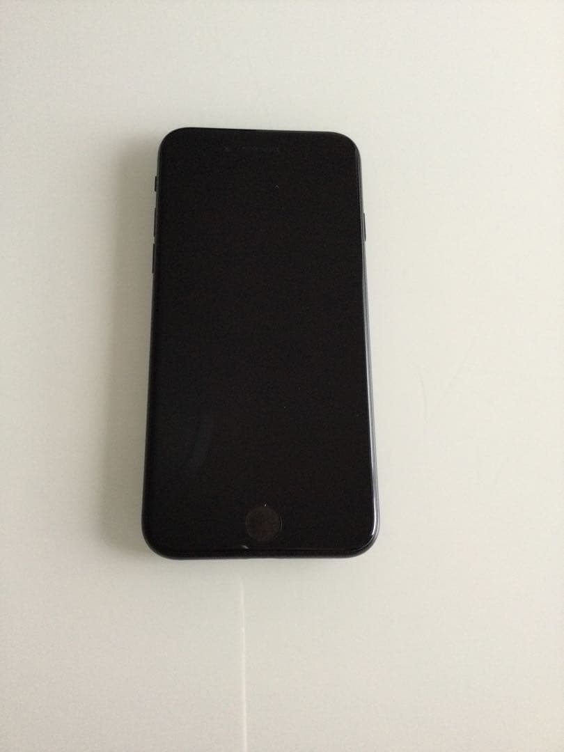 Apple iPhone SE2　64GB　ブラック 本体　箱付