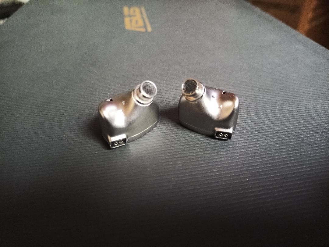 イヤホン BQEYZ Winter