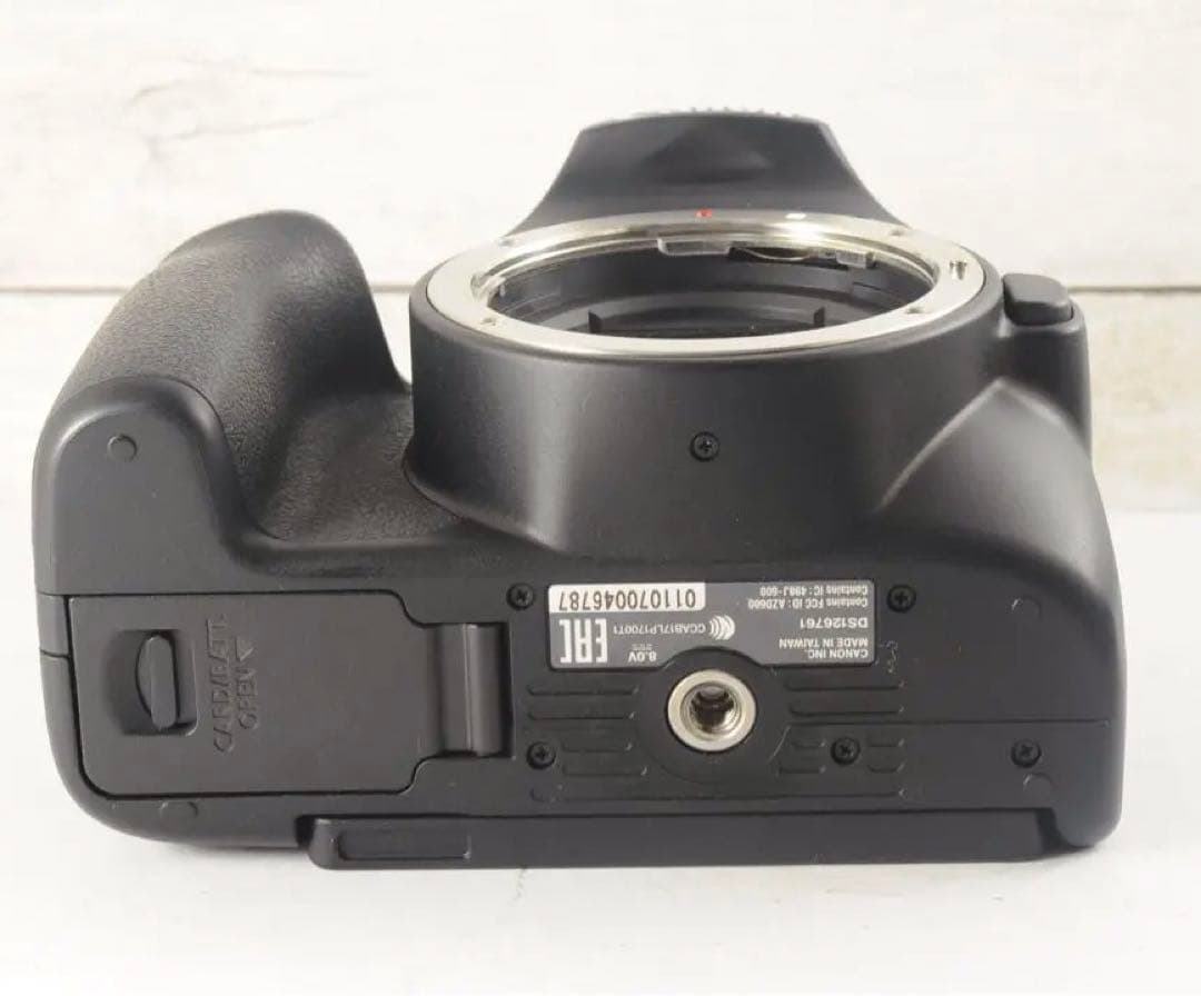 ❤️かんたん操作❤️Wi-Fi &自撮り❤️Canon kiss X10