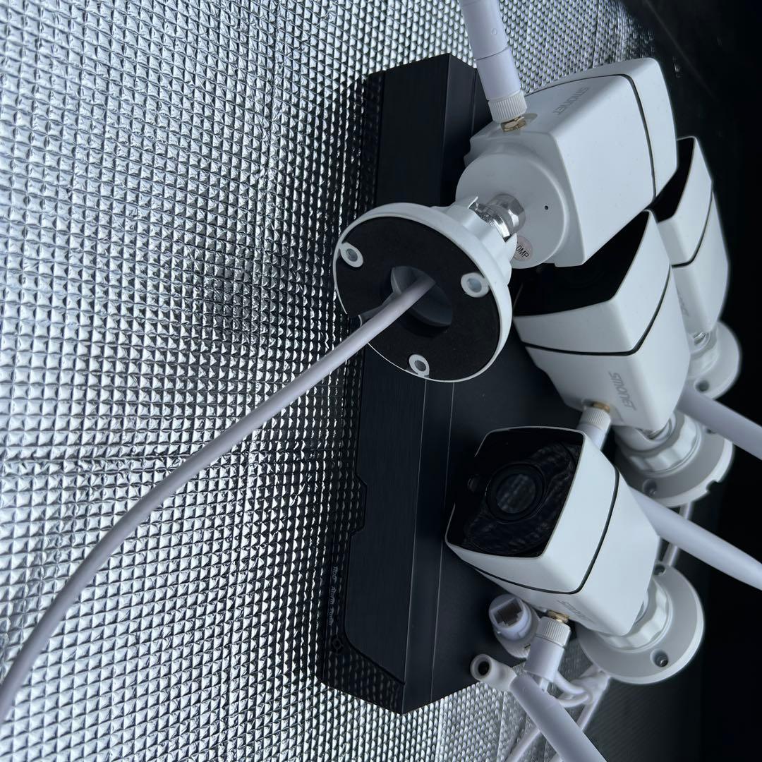 防犯カメラ 4台NVR本体セット　訳あり