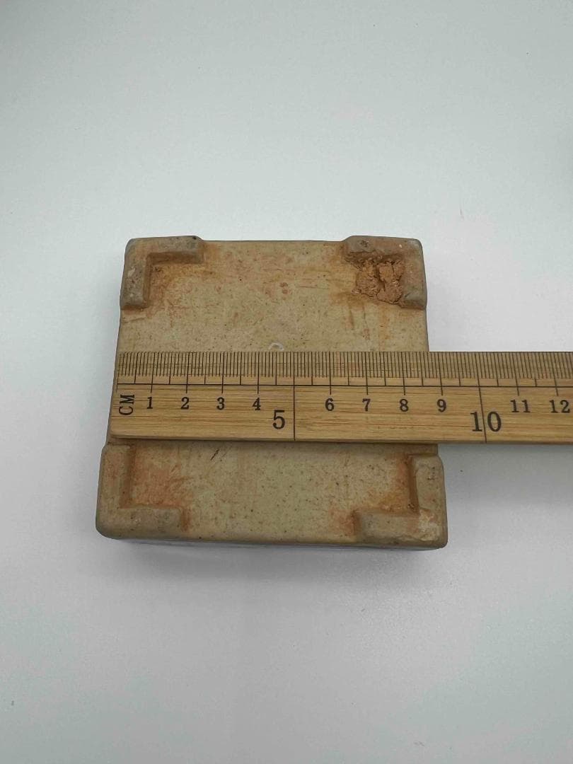 清乾隆時代 染付 青花祥瑞花卉文四方印泥盒 蓋盒 釘刻文字 香盒(E-65)