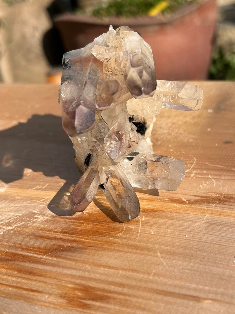 ヘマタイト水晶クラスター天然石非常に珍しい水晶29,800 ‼️大特価SALE