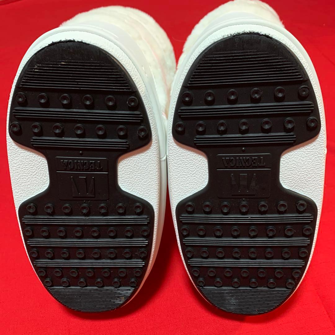 美空さん専用、MOON BOOTホワイト/ピンク サイズ23.5㎝〜24.5㎝