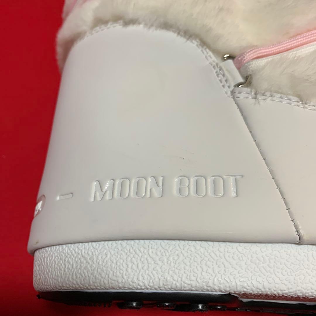 美空さん専用、MOON BOOTホワイト/ピンク サイズ23.5㎝〜24.5㎝