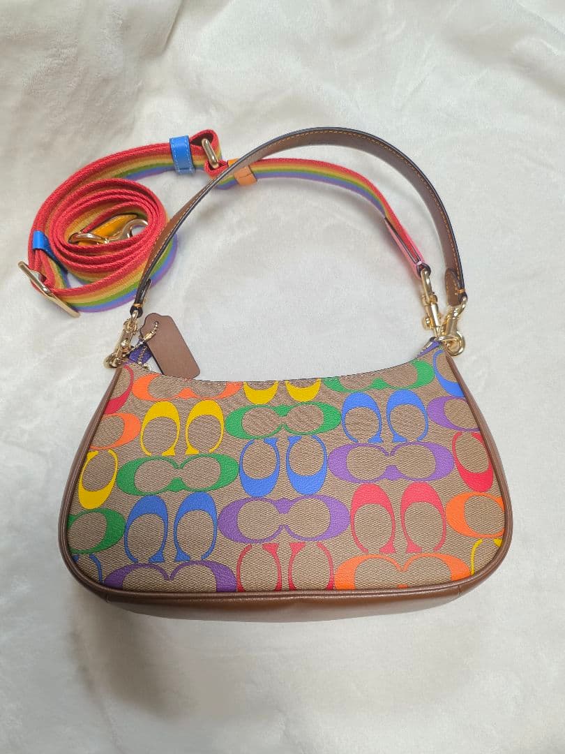 Coach マルチカラー ショルダーバッグ