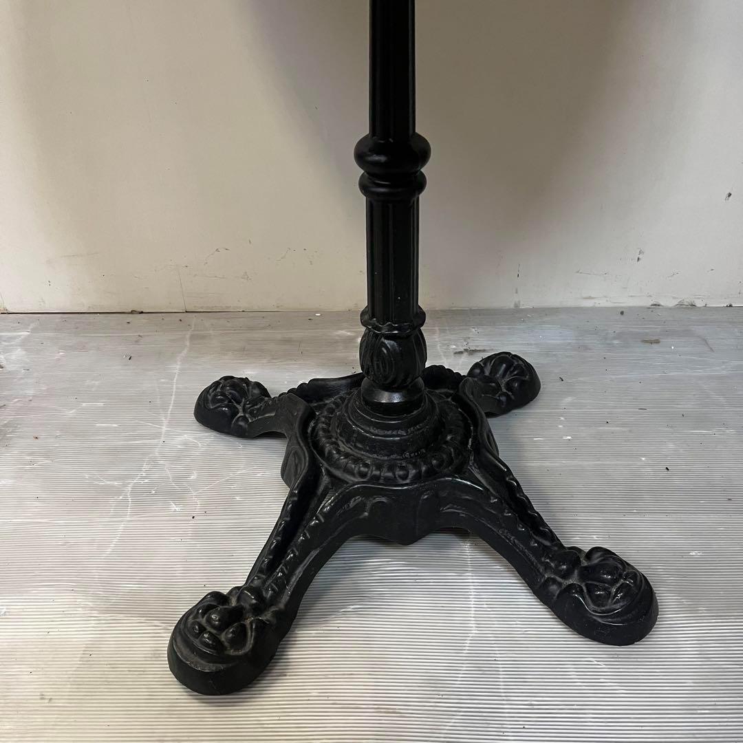 カフェテーブル　ラウンド　アンティーク調　アイアン　ブラック　お洒落　引取り限定