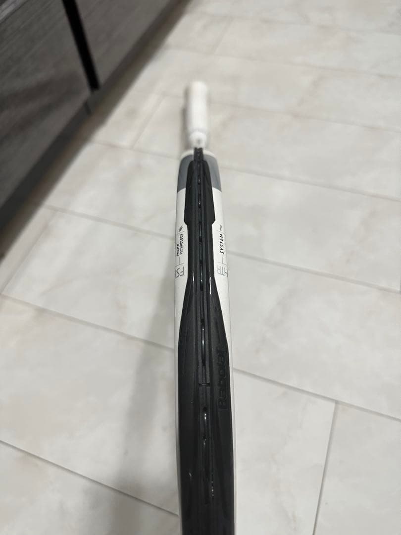 バボラ ピュアドライブ Wimbledon 2024限定モデル