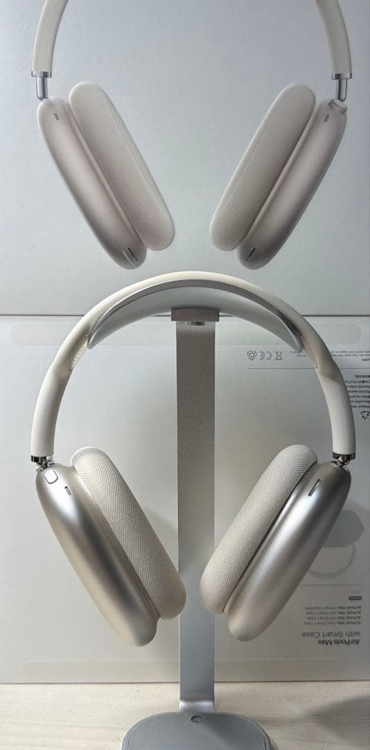 AirPods MAX スターライト