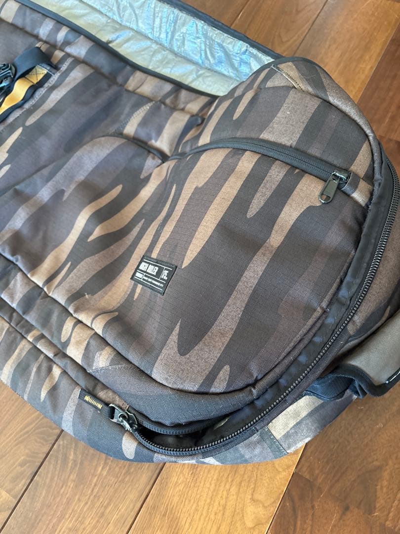 DAKINE スノーボードバッグ カモフラージュ