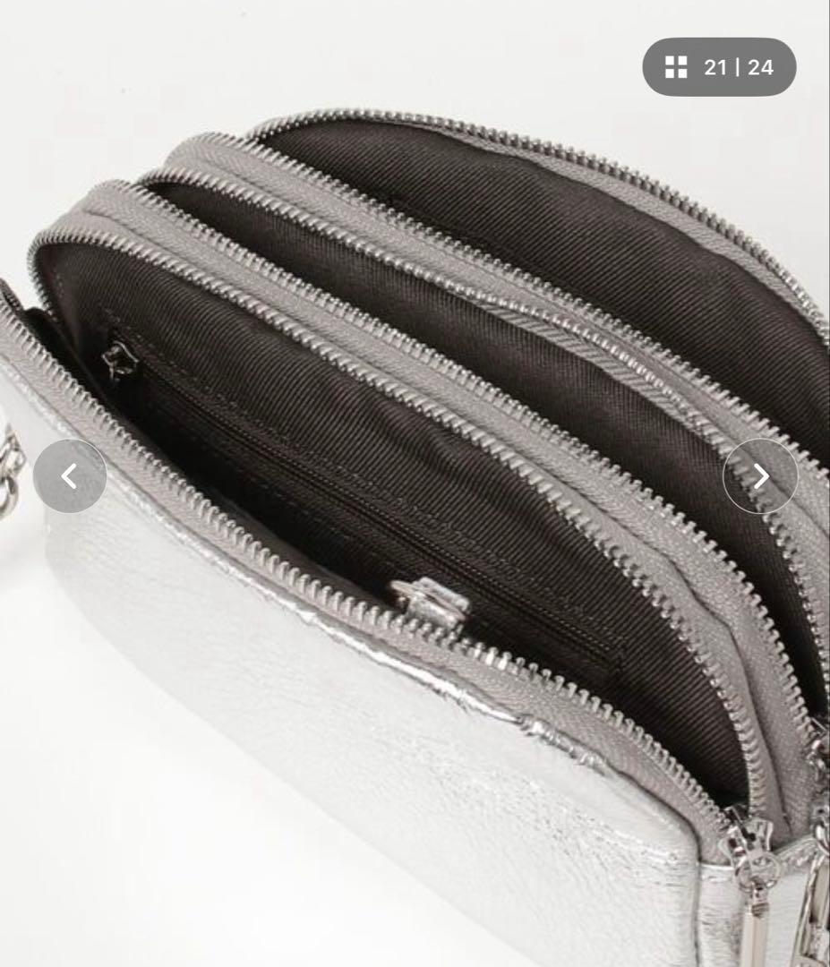 【BEAURE/ビュレ】トリプルファスナー ミニポシェット　シルバー