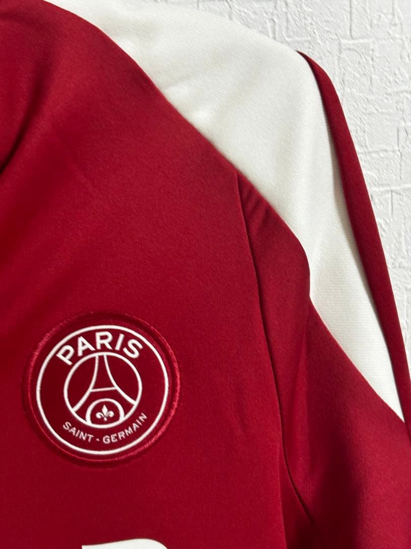 新品　タグ付き　パリ・サンジェルマン ジャージ レッド