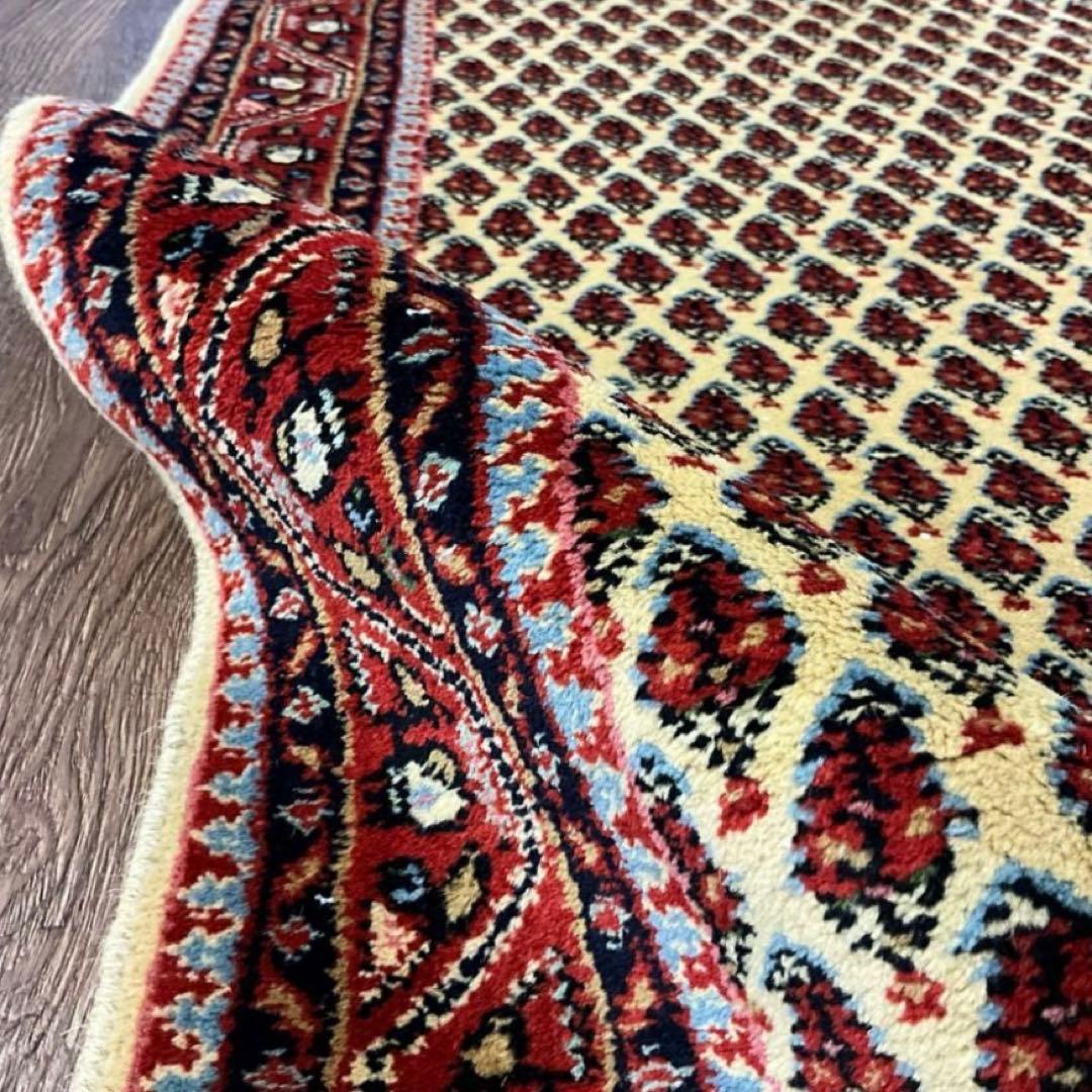 トライバルラグ