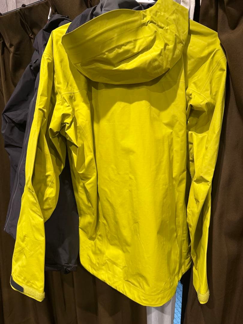 大学生ARC'TERYX GORE-TEX フードジャケット