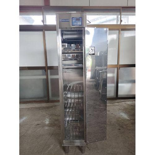 美品・ニチワ 包丁まな板殺菌庫 SC-84SHD 業務用 2024年製