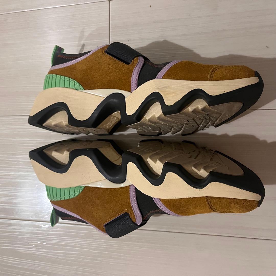 【SOREL】ソレル　キネティック　厚底ワンストサンダル