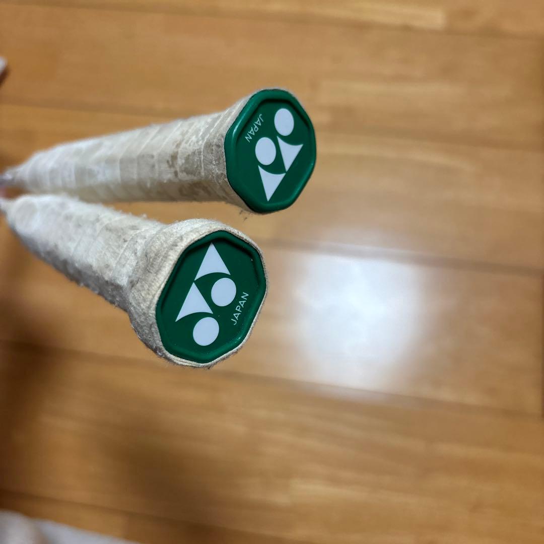 VOLTRIC70Etuneバドミントンラケット 2本セット