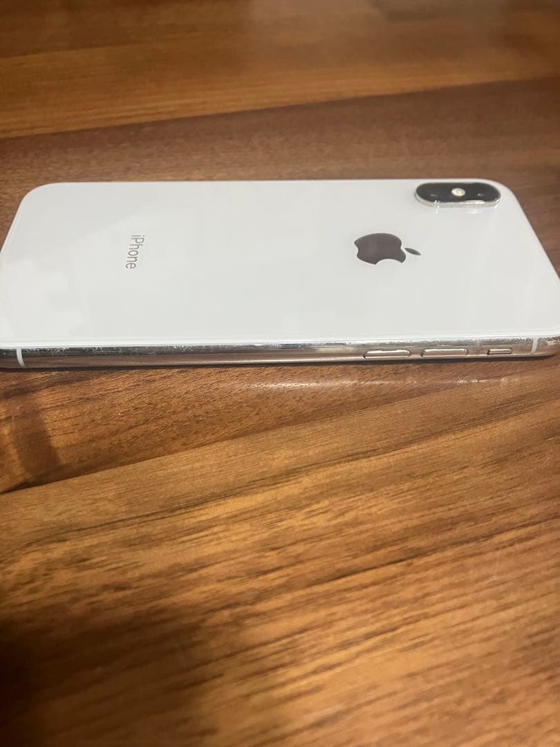Apple iPhone XS ホワイト
