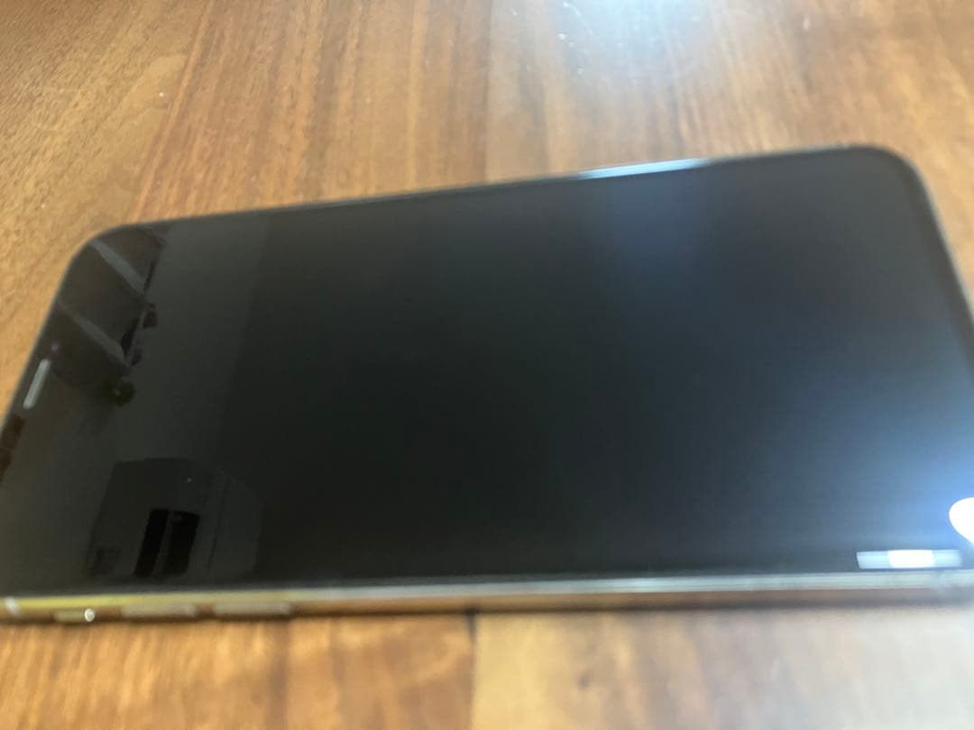 Apple iPhone XS ホワイト