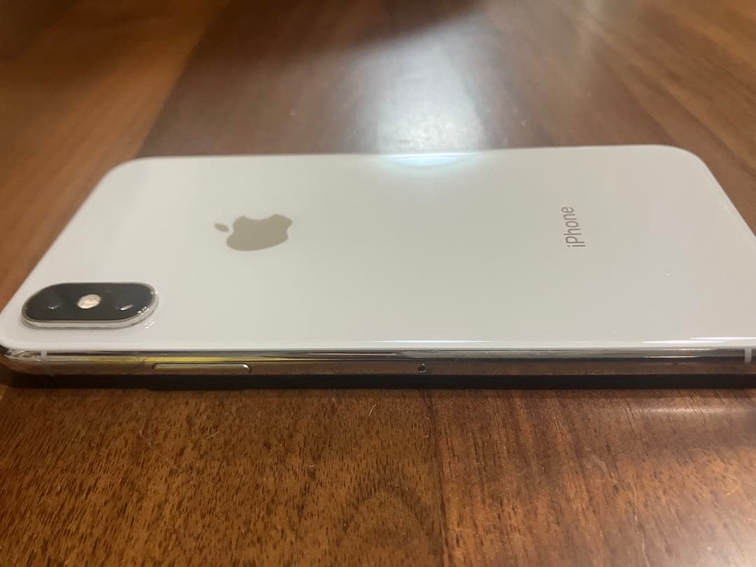 Apple iPhone XS ホワイト