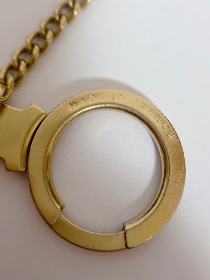 ルイヴィトン　LOUIS VUITTON シェンヌ・アノクレ キーチェーン