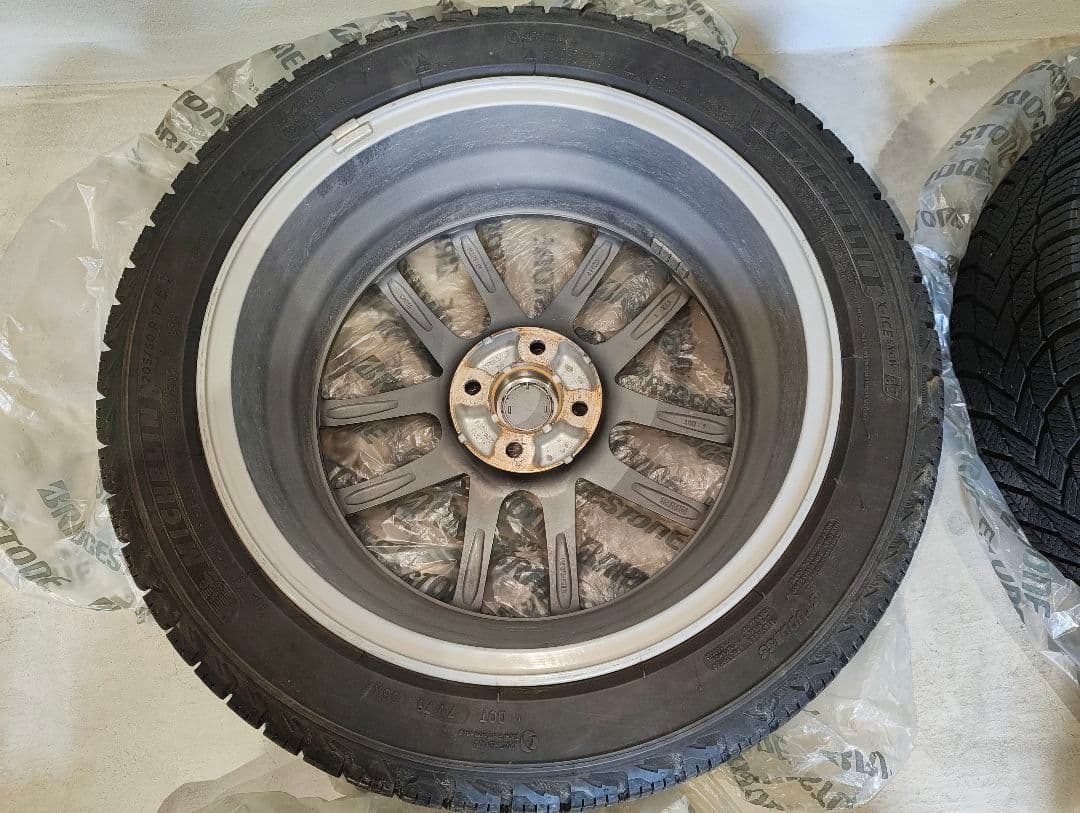 17インチ 日産純正ホイール・ミシュランスタッドレスタイヤセット