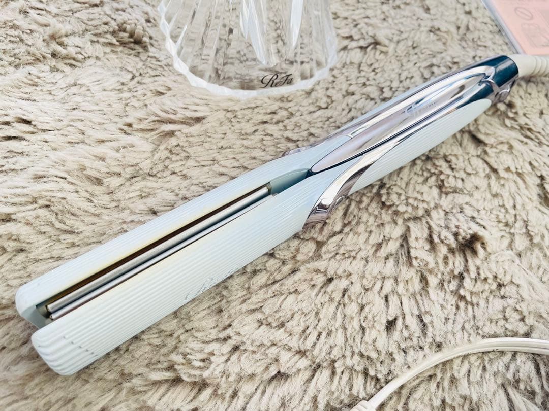 ReFa ストレートアイロン 美品 保証残10ヶ月 スタンド付