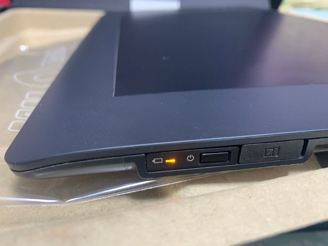 動作確認済 wacom intuos pro medium PTH-651/K1