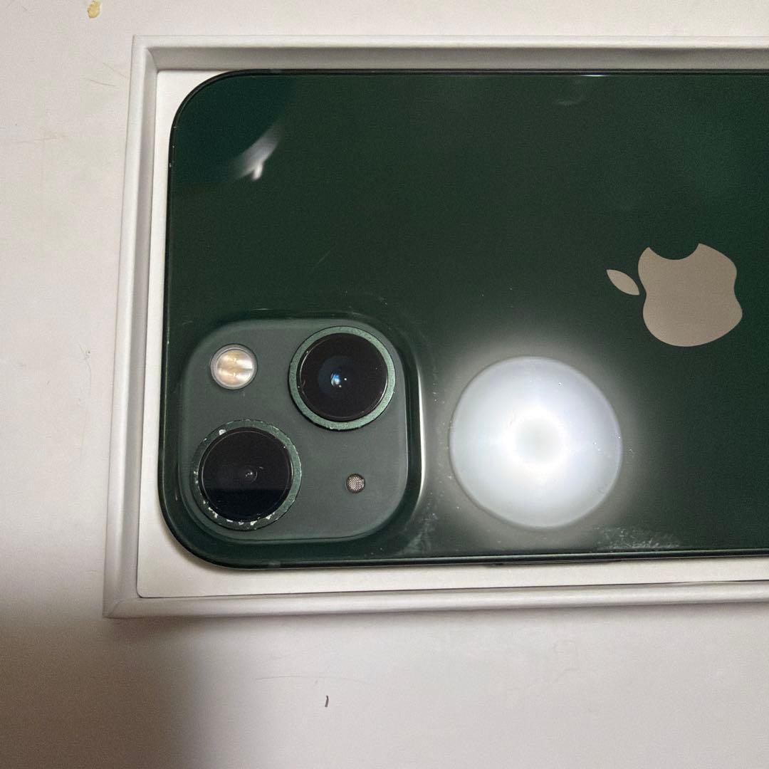 Apple iPhone 13 グリーン 本体 充電差し込み口に不具合有要交換