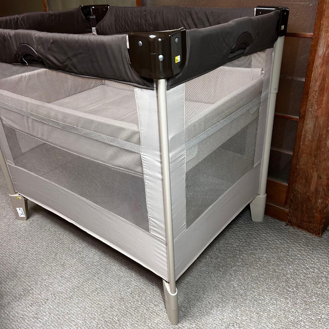 美品 アップリカ ココネル　ココア ベビーベッド 出産準備 新生児