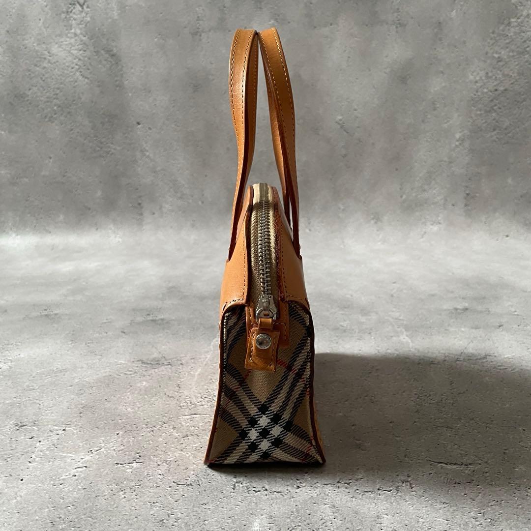Vintage Burberry leather hand bag 型押しロゴ