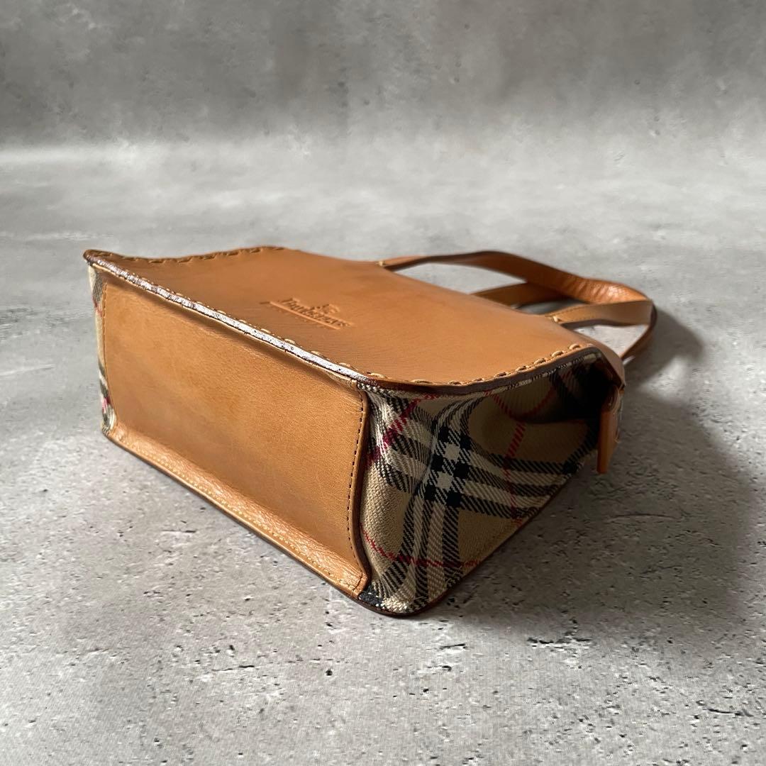 Vintage Burberry leather hand bag 型押しロゴ