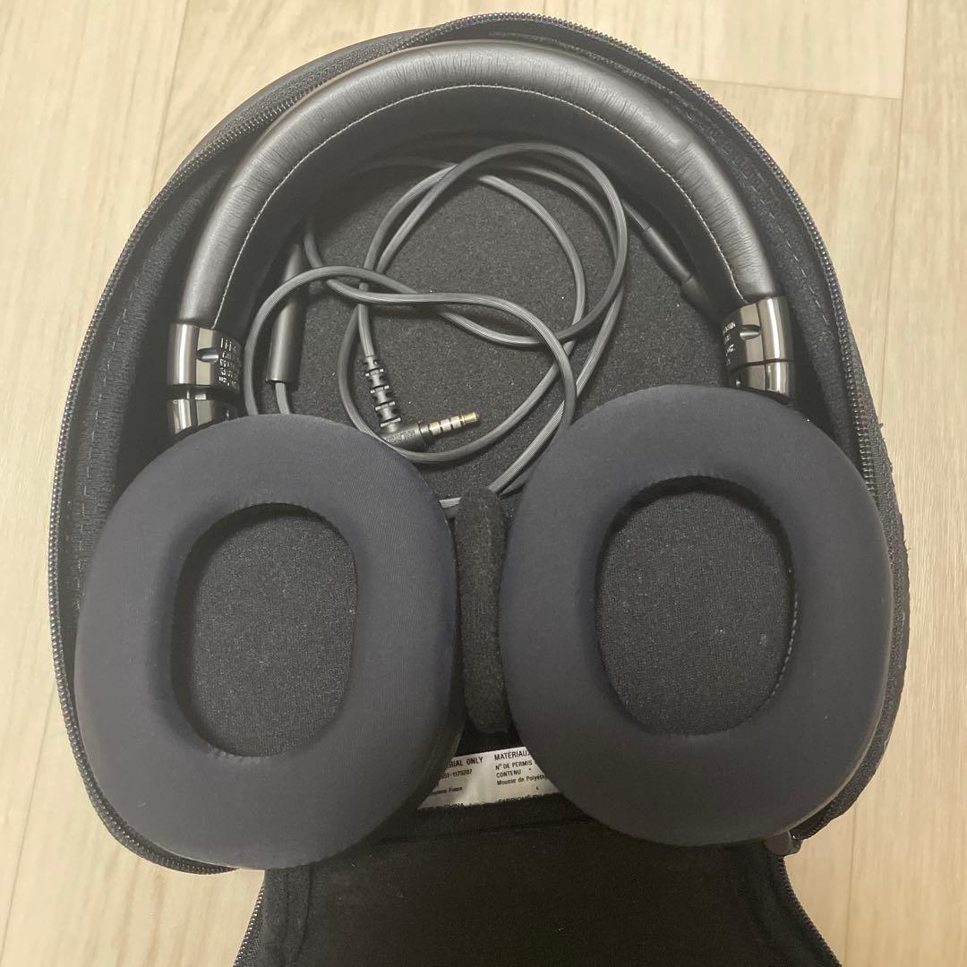 SONY ヘッドホン＊MDR−1 MDR-1RNC