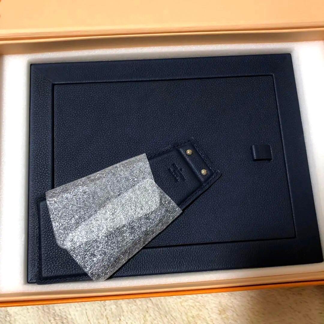 【美品】LOUIS VUITTON ルイヴィトン トリヨンレザー フォトフレーム