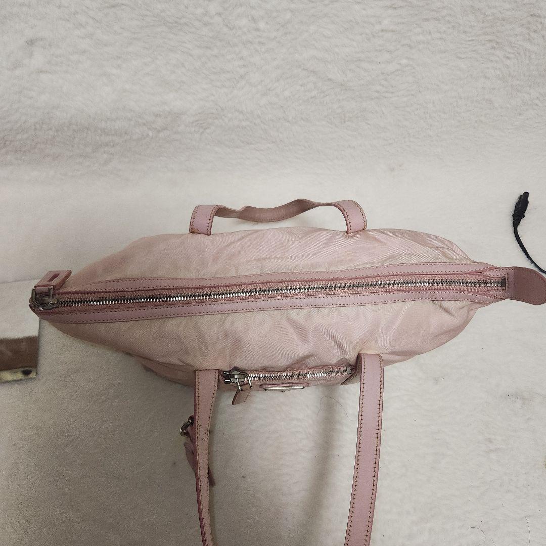 専売プラダ　ナイロン　レザー　バック　三角ロゴ　南京錠