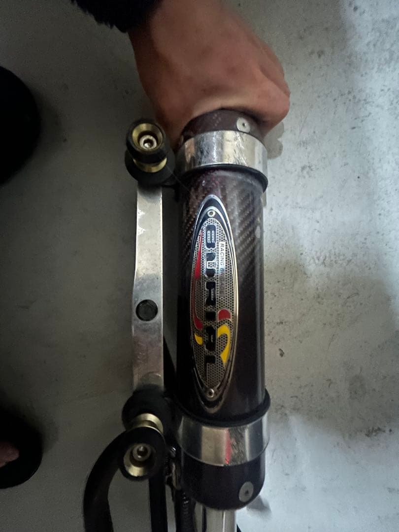 アドレスv125g トルネードベリアルマフラー