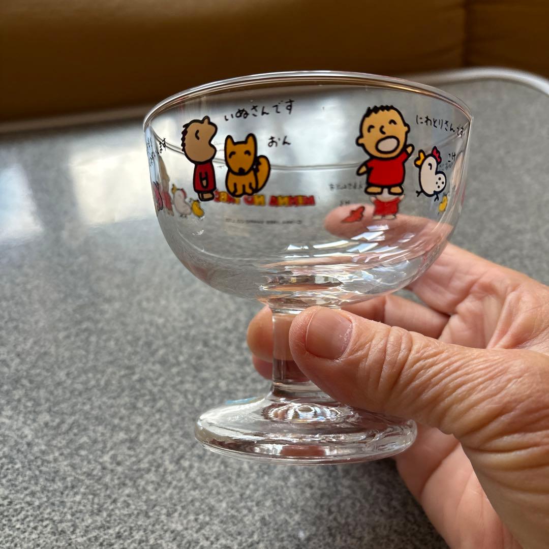 未使用サンリオみんなのたあ坊、けろけろけろっぴ、ランナバウツ.デザートグラス3個
