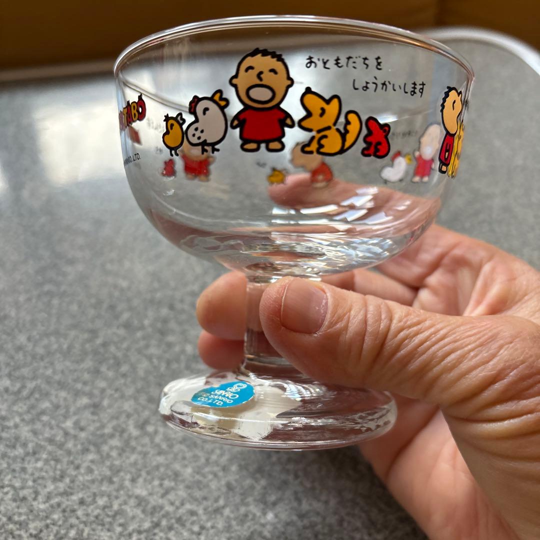 未使用サンリオみんなのたあ坊、けろけろけろっぴ、ランナバウツ.デザートグラス3個