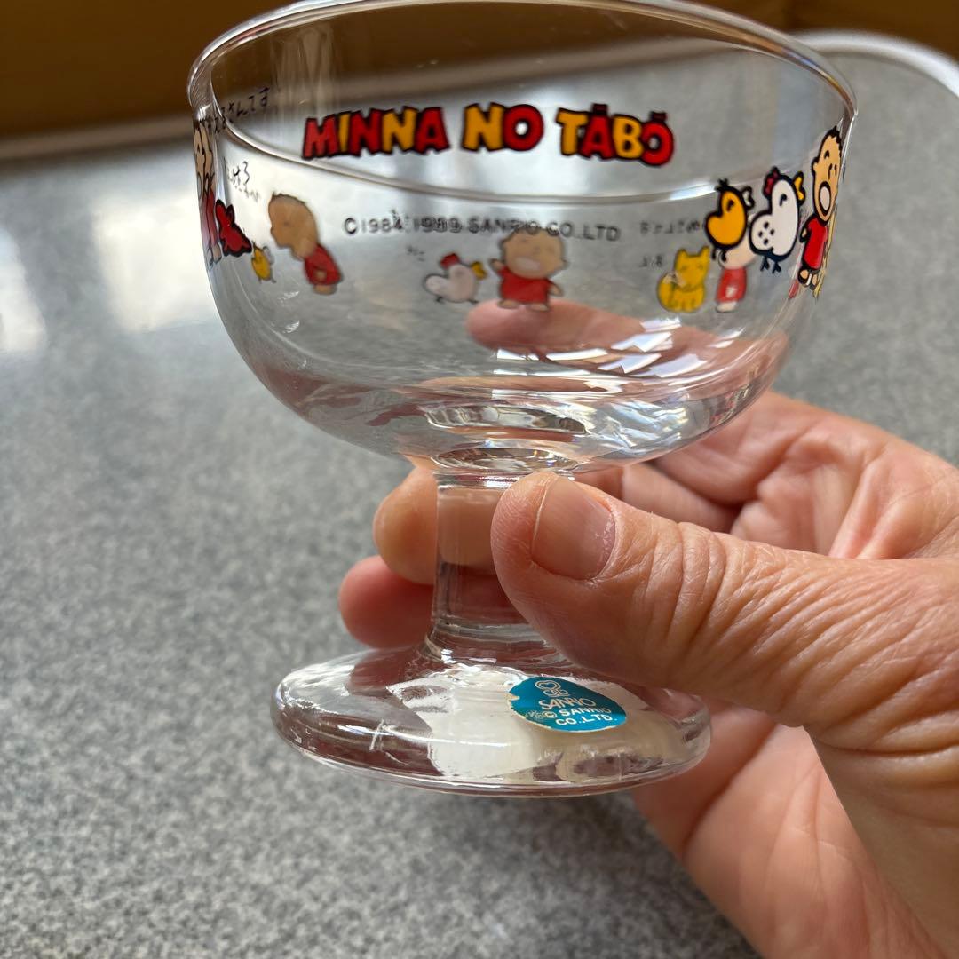 未使用サンリオみんなのたあ坊、けろけろけろっぴ、ランナバウツ.デザートグラス3個