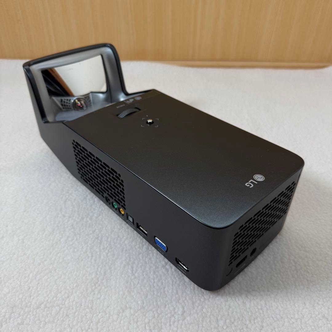 LG PF1000UG プロジェクター リモコン　箱付き　超短焦点プロジェクター