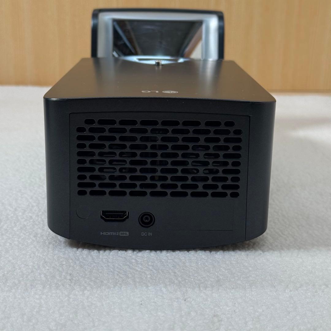 LG PF1000UG プロジェクター リモコン　箱付き　超短焦点プロジェクター