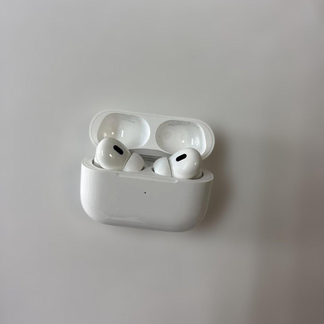 AirPods Pro(2nd generation)美品 NOMADのケース付